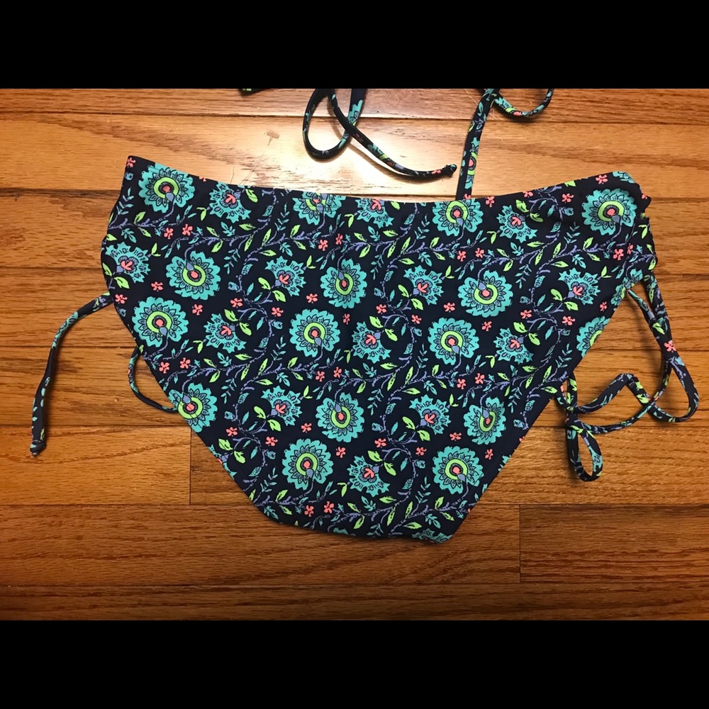 Xhilaration halter crochet bikini - Picture 6 of 6